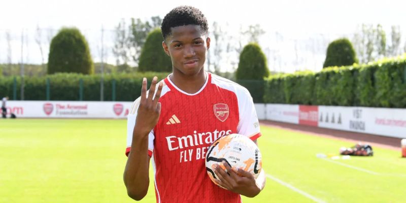 Chuyển Nhượng Arsenal 20/7: “Thầy Huấn” Ra Đi? 3 Chido Obi-Martin đang được nhiều CLB lớn như Bayern Munich, Man Utd quan tâm